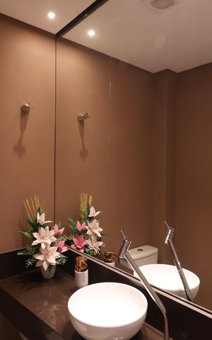 Casa de condomínio à venda com 150m², 3 quartos e 2 vagasLavabo