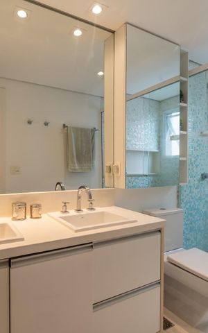 Casa de condomínio à venda com 205m², 3 quartos e 3 vagasBanheiro
