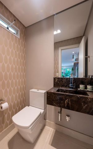 Casa de condomínio à venda com 205m², 3 quartos e 3 vagasBanheiro