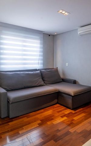 Casa de condomínio à venda com 205m², 3 quartos e 3 vagasSala