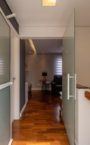 Casa de condomínio à venda com 205m², 3 quartos e 3 vagasCorredor
