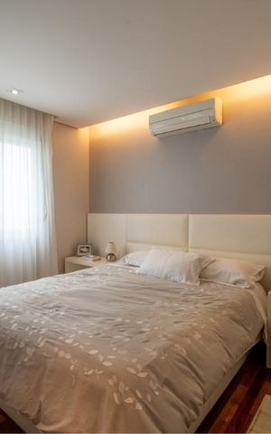 Casa de condomínio à venda com 205m², 3 quartos e 3 vagasQuarto