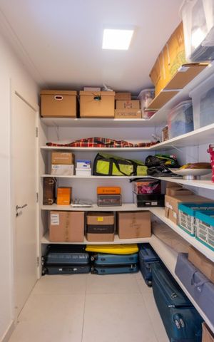 Casa de condomínio à venda com 205m², 3 quartos e 3 vagasOutros