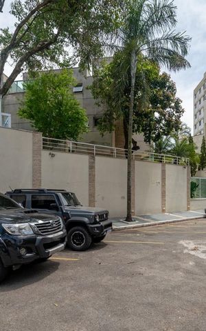 Casa de condomínio à venda com 205m², 3 quartos e 3 vagasEstacionamento