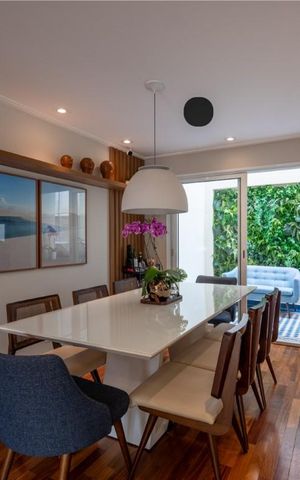 Casa de condomínio à venda com 205m², 3 quartos e 3 vagasSala de jantar