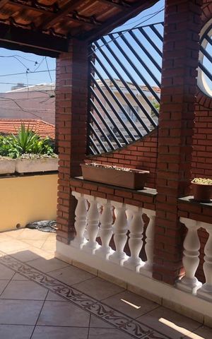 Casa à venda com 223m², 3 quartos e 4 vagasÁrea externa