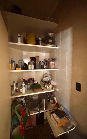Casa de condomínio para alugar com 600m², 4 quartos e 5 vagasDespensa