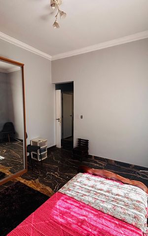 Casa de condomínio para alugar com 600m², 4 quartos e 5 vagasQuarto 3