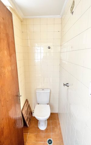Apartamento à venda com 64m², 2 quartos e 1 vaga Apartamento à venda com 64m², 2 quartos e 1 vagaBanheiro de serviço