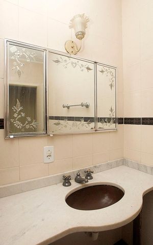 Apartamento à venda com 150m², 3 quartos e 1 vagaBanheiro 2