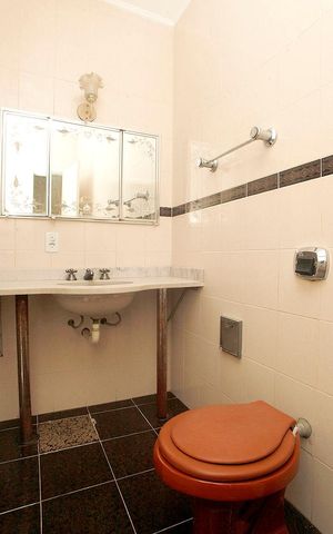 Apartamento à venda com 150m², 3 quartos e 1 vagaBanheiro 2