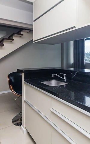 Apartamento para alugar com 60m², 1 quarto e 2 vagas Apartamento para alugar com 60m², 1 quarto e 2 vagasCozinha
