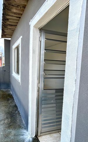 Casa para alugar com 35m², 1 quarto e 1 vaga Casa para alugar com 35m², 1 quarto e 1 vagaVaranda