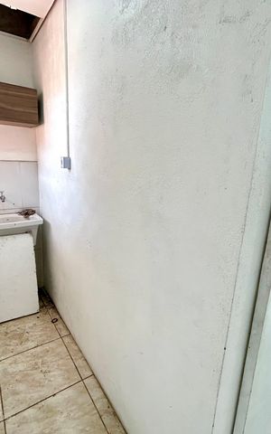 Casa para alugar com 35m², 1 quarto e 1 vaga Casa para alugar com 35m², 1 quarto e 1 vagaÁrea de Serviço
