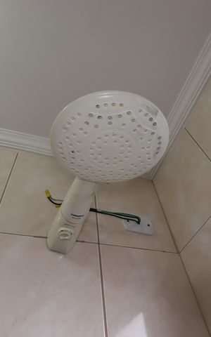Apartamento à venda com 144m², 4 quartos e 1 vagaBanheiro da Suíte - Chuveiro