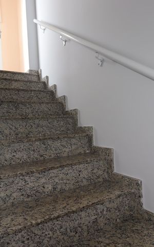 Apartamento à venda com 144m², 4 quartos e 1 vagaEscada para a cobertura