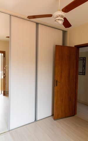 Casa à venda com 190m², 3 quartos e 2 vagas Casa à venda com 190m², 3 quartos e 2 vagasQuarto 2