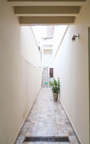 Casa para alugar com 125m², 3 quartos e 2 vagas Casa para alugar com 125m², 3 quartos e 2 vagasCorredor Lateral