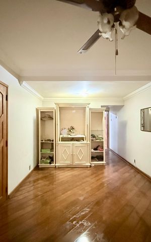 Casa à venda com 115m², 3 quartos e 2 vagas Casa à venda com 115m², 3 quartos e 2 vagasSala