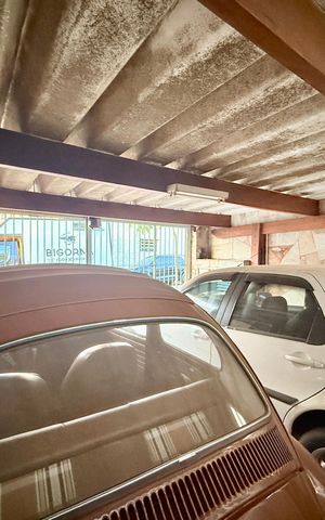 Casa à venda com 115m², 3 quartos e 2 vagas Casa à venda com 115m², 3 quartos e 2 vagasGaragem