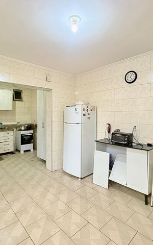 Casa à venda com 115m², 3 quartos e 2 vagas Casa à venda com 115m², 3 quartos e 2 vagasCopa