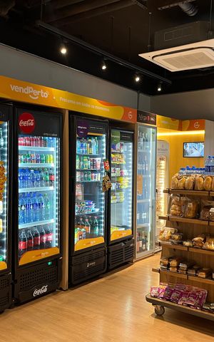 Studio à venda com 26m², 1 quarto e sem vaga Studio à venda com 26m², 1 quarto e sem vagaminimercado