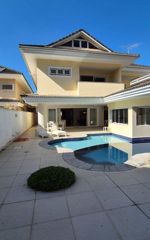 Casa para alugar com 669m², 4 quartos e 3 vagas