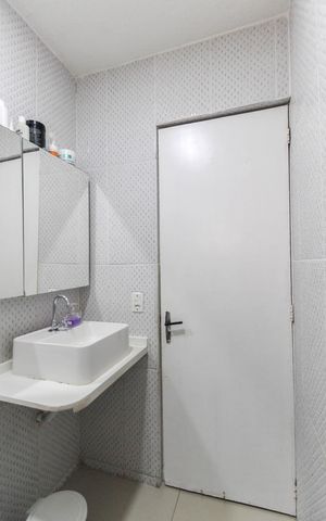 Apartamento à venda com 52m², 2 quartos e 1 vaga Apartamento à venda com 52m², 2 quartos e 1 vagaBanheiro