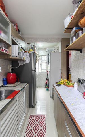Apartamento à venda com 52m², 2 quartos e 1 vaga Apartamento à venda com 52m², 2 quartos e 1 vagaCozinha