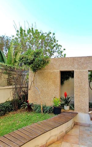 Apartamento à venda com 127m², 3 quartos e 3 vagas Apartamento à venda com 127m², 3 quartos e 3 vagasÁrea externa