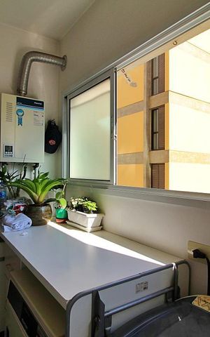 Apartamento à venda com 127m², 3 quartos e 3 vagas Apartamento à venda com 127m², 3 quartos e 3 vagasÁrea de serviço