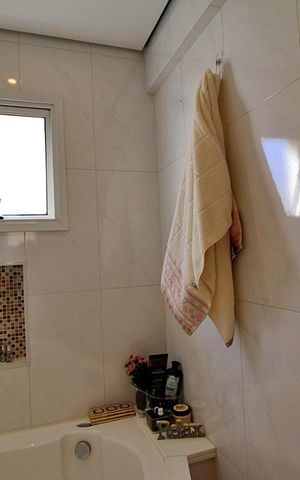 Apartamento à venda com 127m², 3 quartos e 3 vagas Apartamento à venda com 127m², 3 quartos e 3 vagasBanheiro