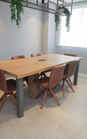 Apartamento à venda com 57m², 2 quartos e 2 vagas Apartamento à venda com 57m², 2 quartos e 2 vagasCoworking