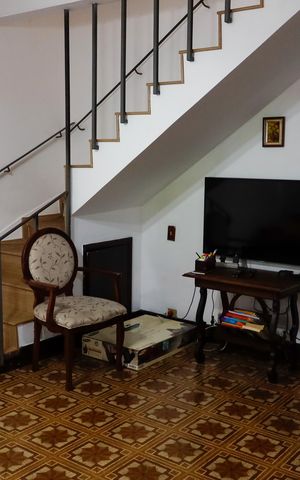 Casa à venda com 175m², 3 quartos e 4 vagas Casa à venda com 175m², 3 quartos e 4 vagassala