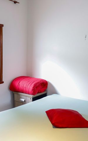 Casa à venda com 175m², 3 quartos e 4 vagas Casa à venda com 175m², 3 quartos e 4 vagasQuarto 2