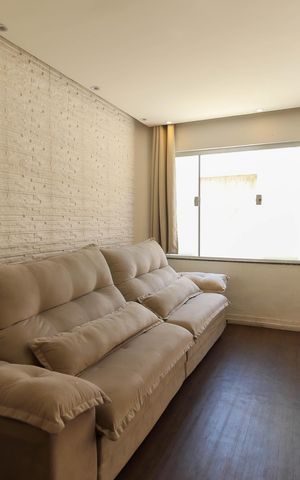 Casa de condomínio à venda com 62m², 2 quartos e 1 vaga Casa de condomínio à venda com 62m², 2 quartos e 1 vagaSala
