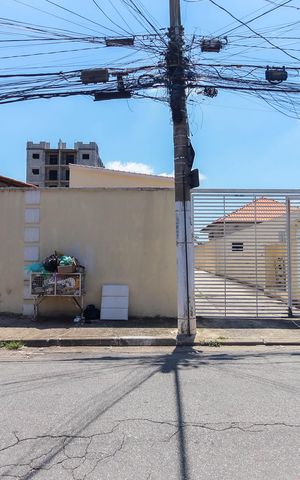 Casa de condomínio à venda com 62m², 2 quartos e 1 vaga Casa de condomínio à venda com 62m², 2 quartos e 1 vagaFachada