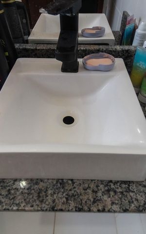 Casa de condomínio à venda com 62m², 2 quartos e 1 vaga Casa de condomínio à venda com 62m², 2 quartos e 1 vagaBanheiro da Suíte 1