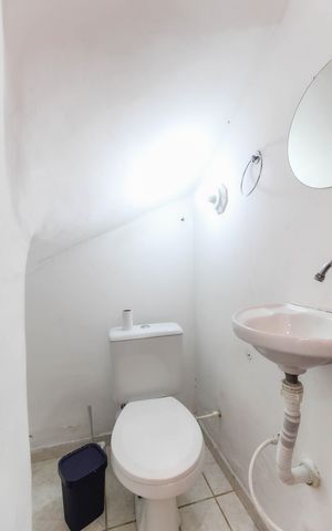 Casa de condomínio à venda com 62m², 2 quartos e 1 vaga Casa de condomínio à venda com 62m², 2 quartos e 1 vagaLavabo