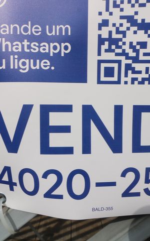Casa à venda com 138m², 3 quartos e 2 vagasFachada