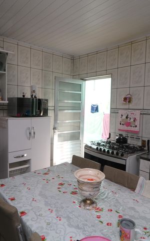 Casa à venda com 138m², 3 quartos e 2 vagasCozinha