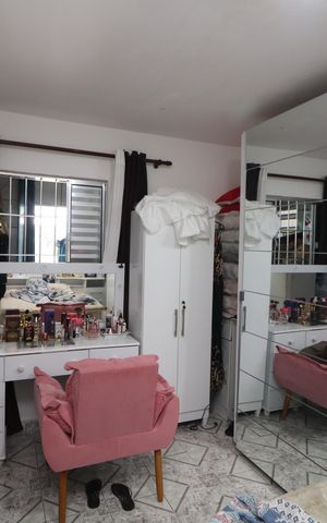 Casa à venda com 138m², 3 quartos e 2 vagasQuarto 3
