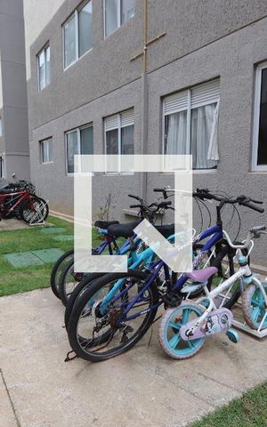 Apartamento para alugar com 72m², 2 quartos e sem vaga