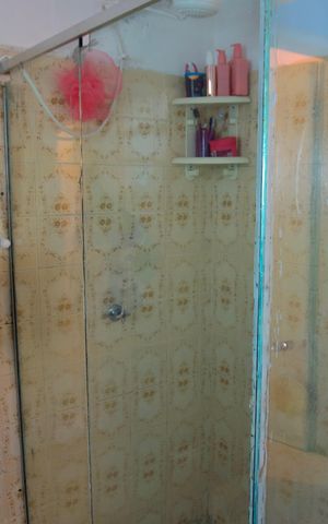Casa à venda com 360m², 2 quartos e sem vaga