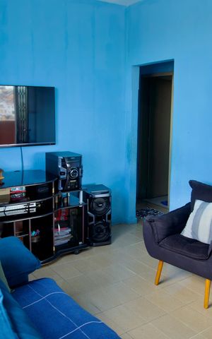 Casa à venda com 360m², 2 quartos e sem vaga