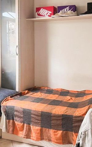 Casa à venda com 188m², 4 quartos e 2 vagas Casa à venda com 188m², 4 quartos e 2 vagasCloset do quarto 2