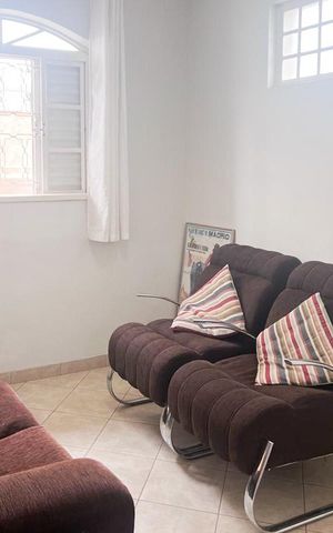 Casa à venda com 188m², 4 quartos e 2 vagas Casa à venda com 188m², 4 quartos e 2 vagasQuarto 3