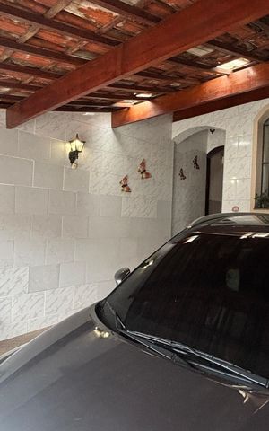 Casa à venda com 181m², 3 quartos e 2 vagas Casa à venda com 181m², 3 quartos e 2 vagasQuintal