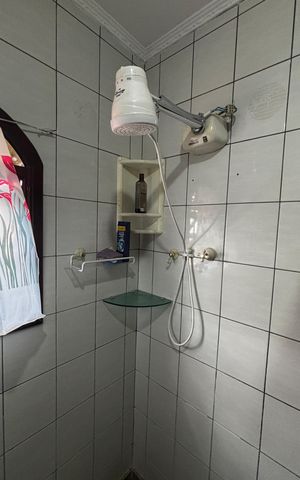 Casa à venda com 181m², 3 quartos e 2 vagas Casa à venda com 181m², 3 quartos e 2 vagasBanheiro da Suíte