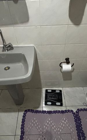 Casa à venda com 181m², 3 quartos e 2 vagas Casa à venda com 181m², 3 quartos e 2 vagasLavabo